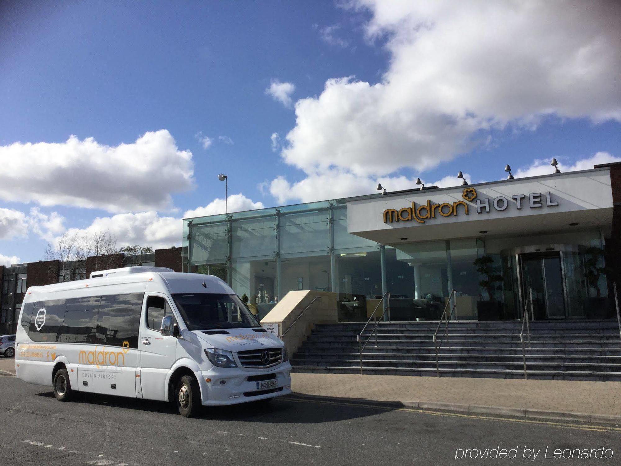 Maldron Hotel Dublin Airport Cloghran Exterior foto